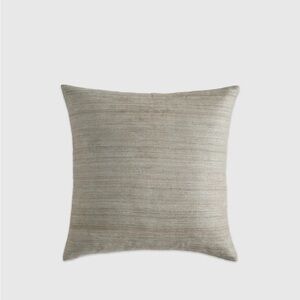 NWOT QUINCE Raw Silk Pillow Cover 20X20 Grey